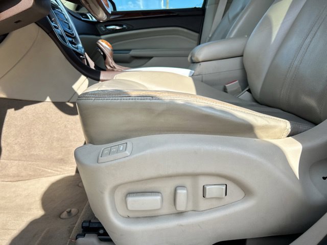 Used 2014 Cadillac SRX Luxury AWD/4WD image 30