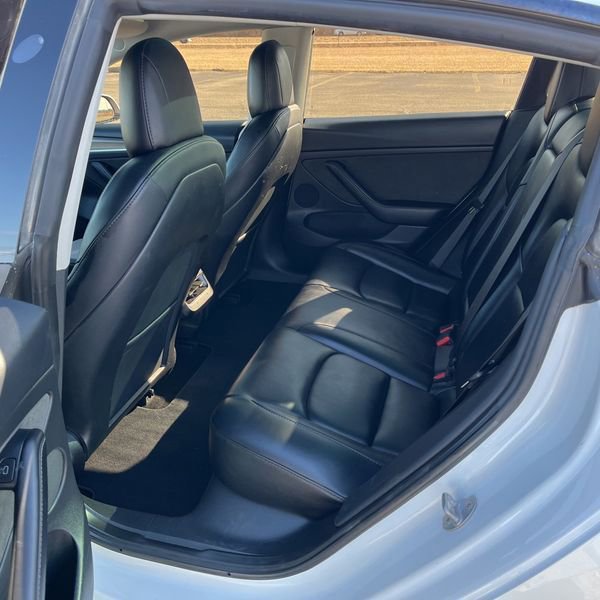 Used 2023 Tesla Model 3 Performance image 7