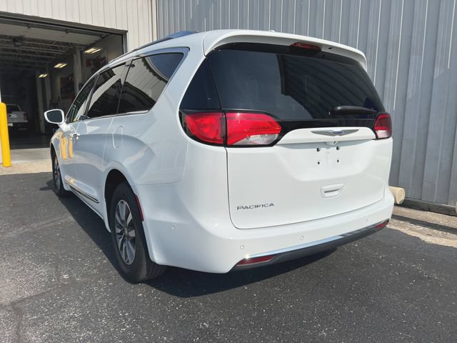 Used 2020 Chrysler Pacifica Touring-L Plus w/ Advanced Safetytec Group FWD image 7