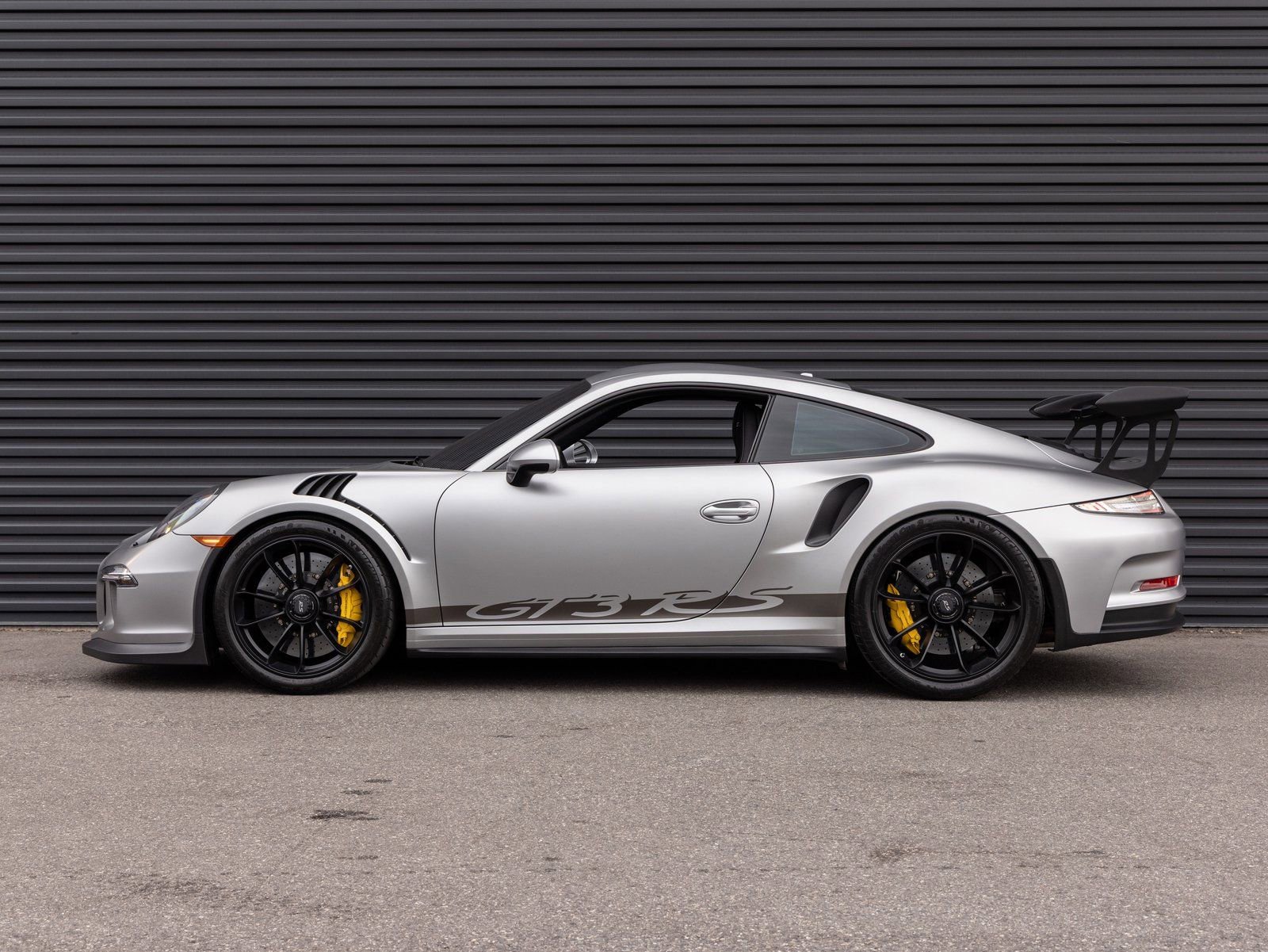 Certified 2016 Porsche 911 GT3 RS image 2