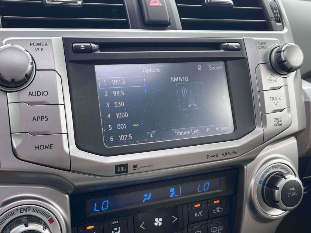 Used 2016 Toyota 4Runner Limited AWD/4WD image 24