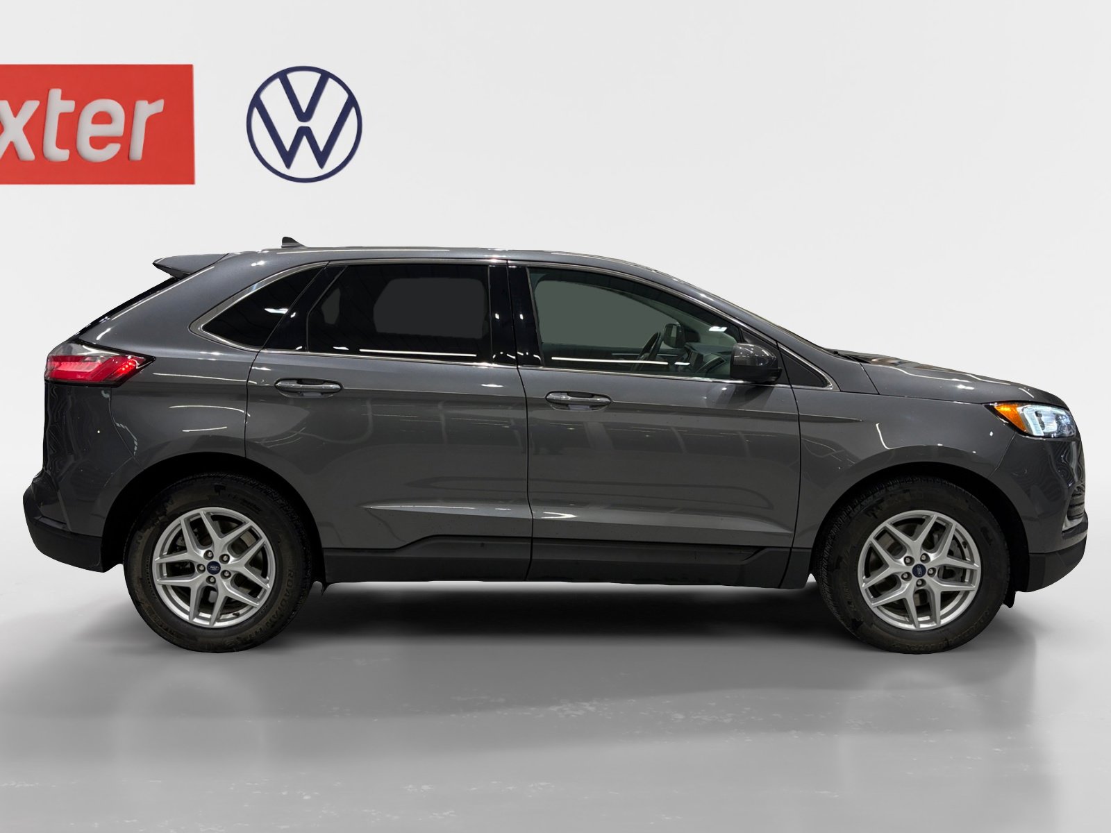 Used 2022 Ford Edge SEL w/ Convenience Package image 16