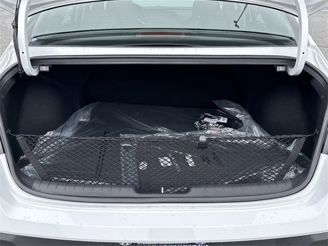 New 2026 Hyundai Elantra Blue image 18