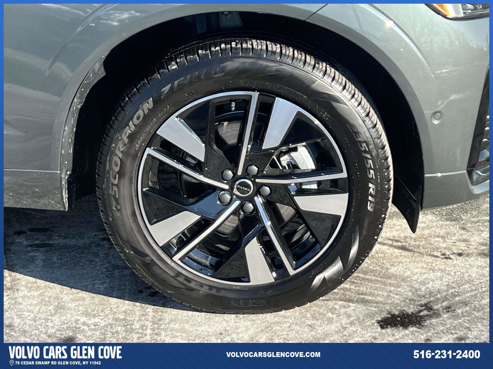 Used 2026 Volvo XC60 B5 Plus w/ Protection Package Premier image 6