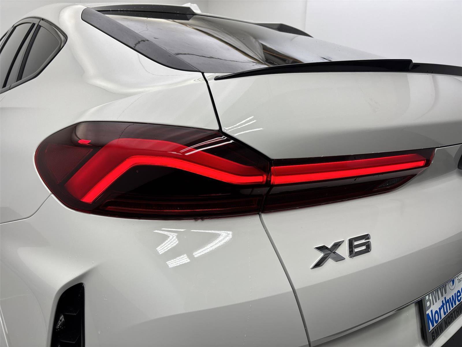 New 2026 BMW X6 xDrive40i AWD/4WD image 19