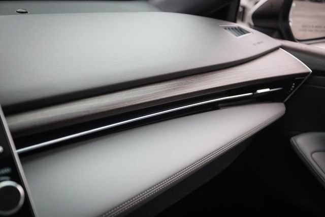 Used 2020 Toyota Avalon XLE w/ Moonroof Package FWD image 40