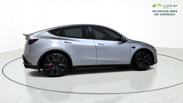 Used 2026 Tesla Model Y Performance AWD/4WD image 9