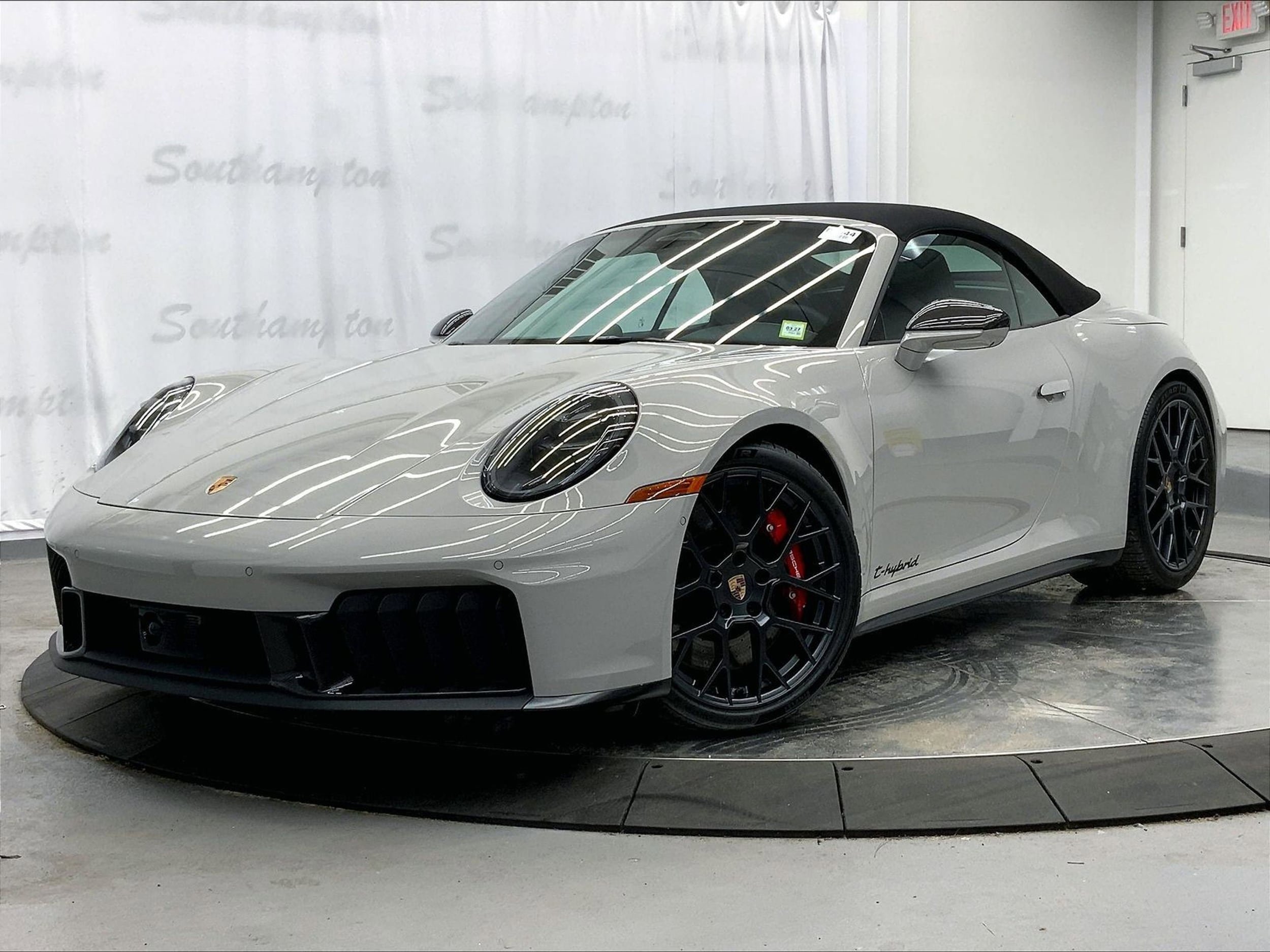 New 2026 Porsche 911 Carrera 4 GTS AWD/4WD image 1