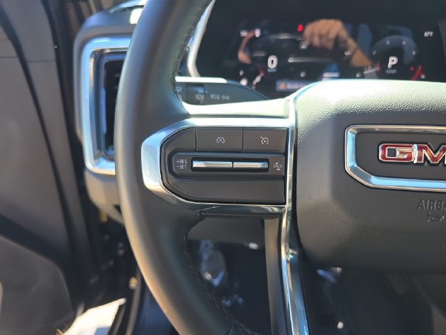 Used 2025 GMC Canyon Elevation w/ Convenience Package RWD image 29