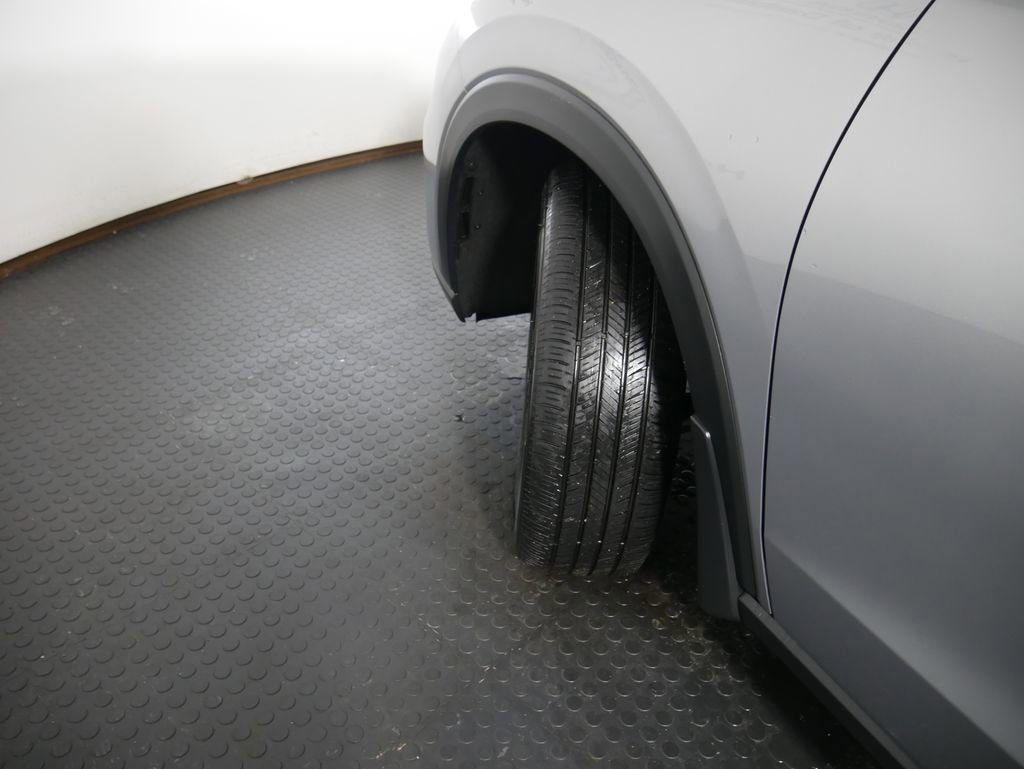 Certified 2023 Honda HR-V LX image 18