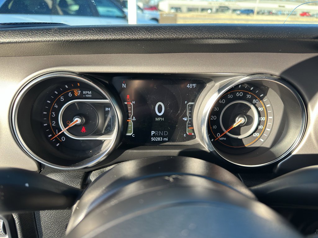 Used 2021 Jeep Gladiator Sport image 18