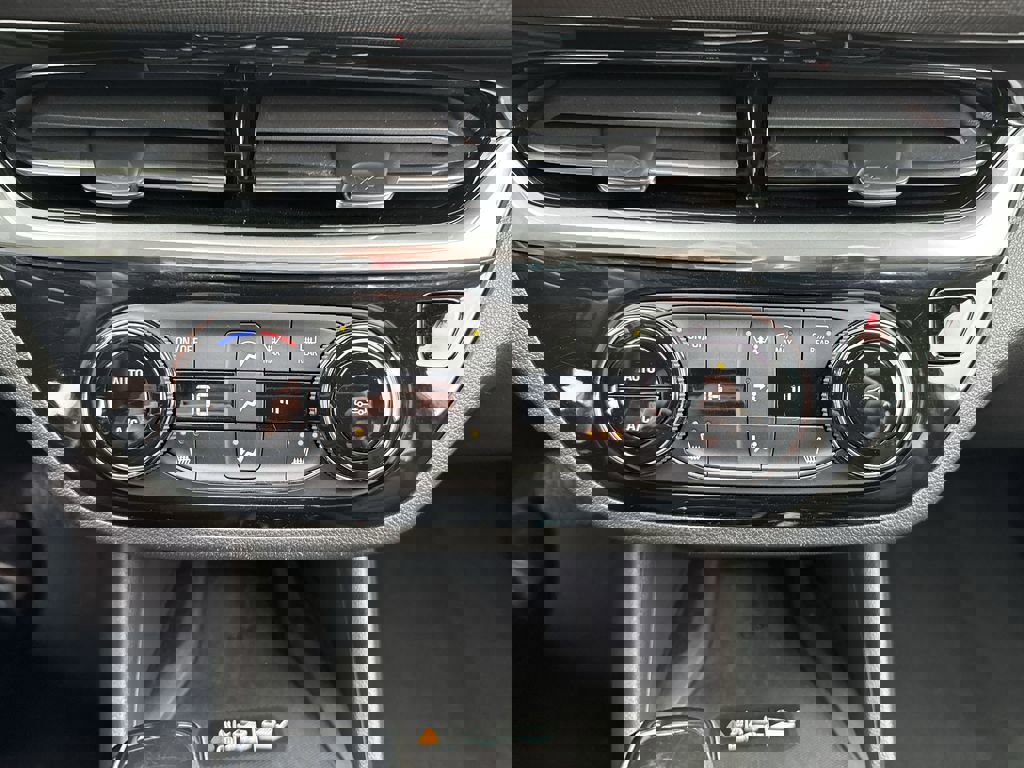 Certified 2024 Buick Envista Sport Touring w/ Convenience I Package FWD image 15