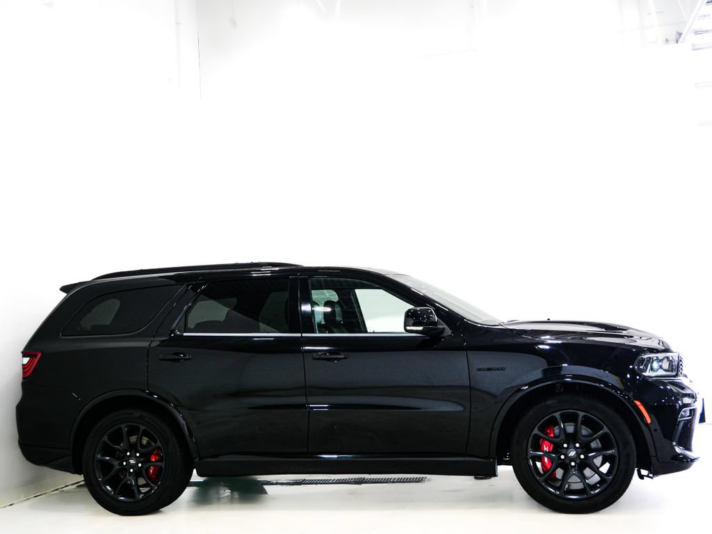 Used 2023 Dodge Durango R/T w/ Tow 'N Go Package AWD/4WD image 5