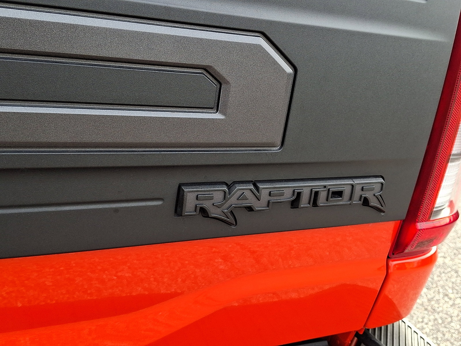 Certified 2021 Ford F150 Raptor w/ Equipment Group 801A High image 31