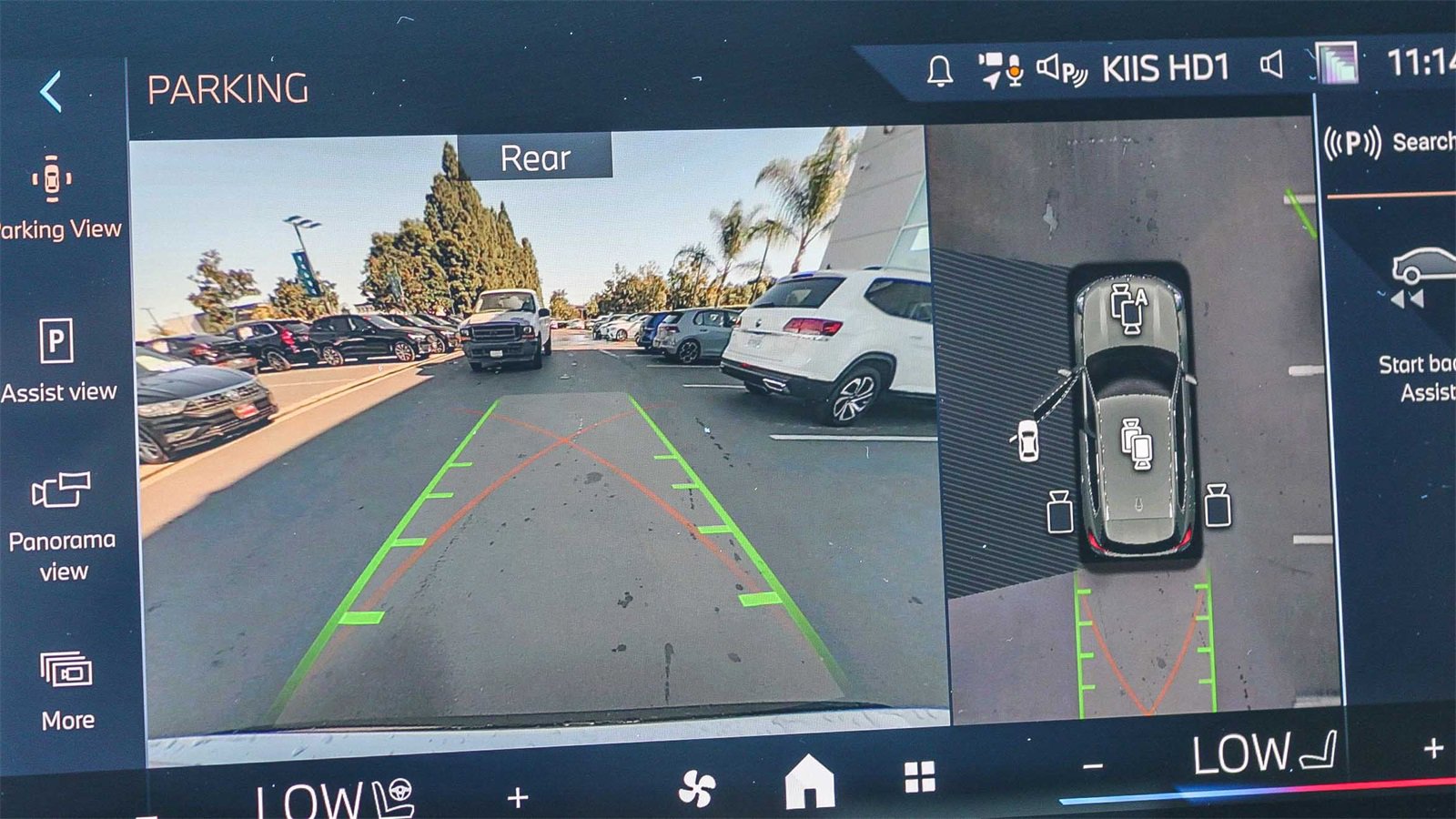 Used 2025 BMW X1 xDrive28i w/ Technology Package image 24