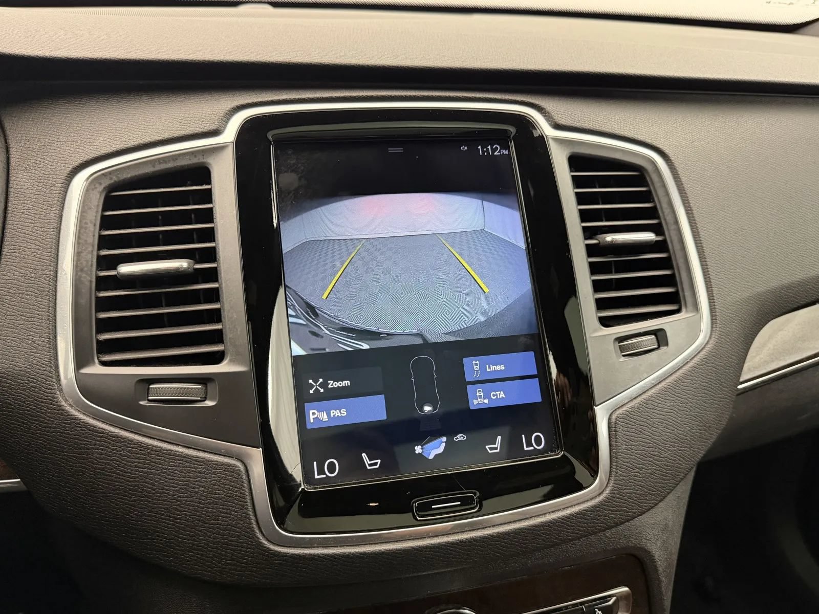 Used 2019 Volvo XC90 T6 Momentum w/ Protection Package Premier AWD/4WD image 23