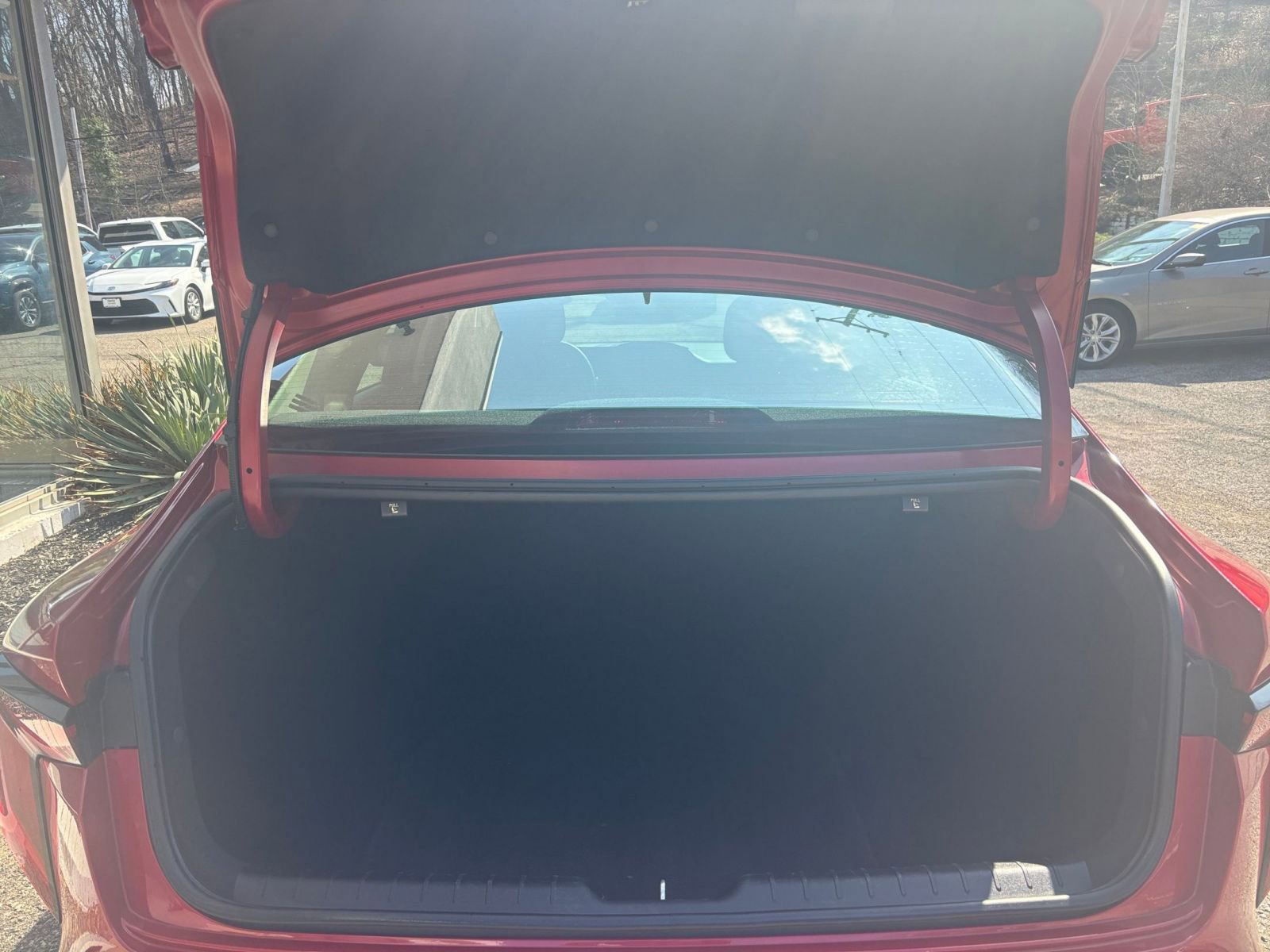 Used 2025 Kia K4 LXS image 31