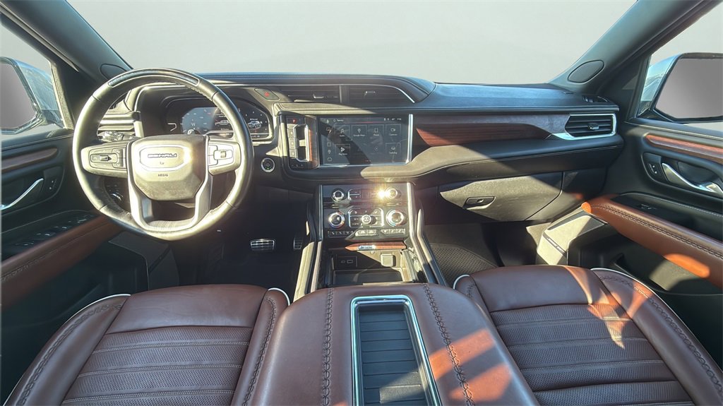 Used 2024 GMC Yukon XL Denali Ultimate image 14