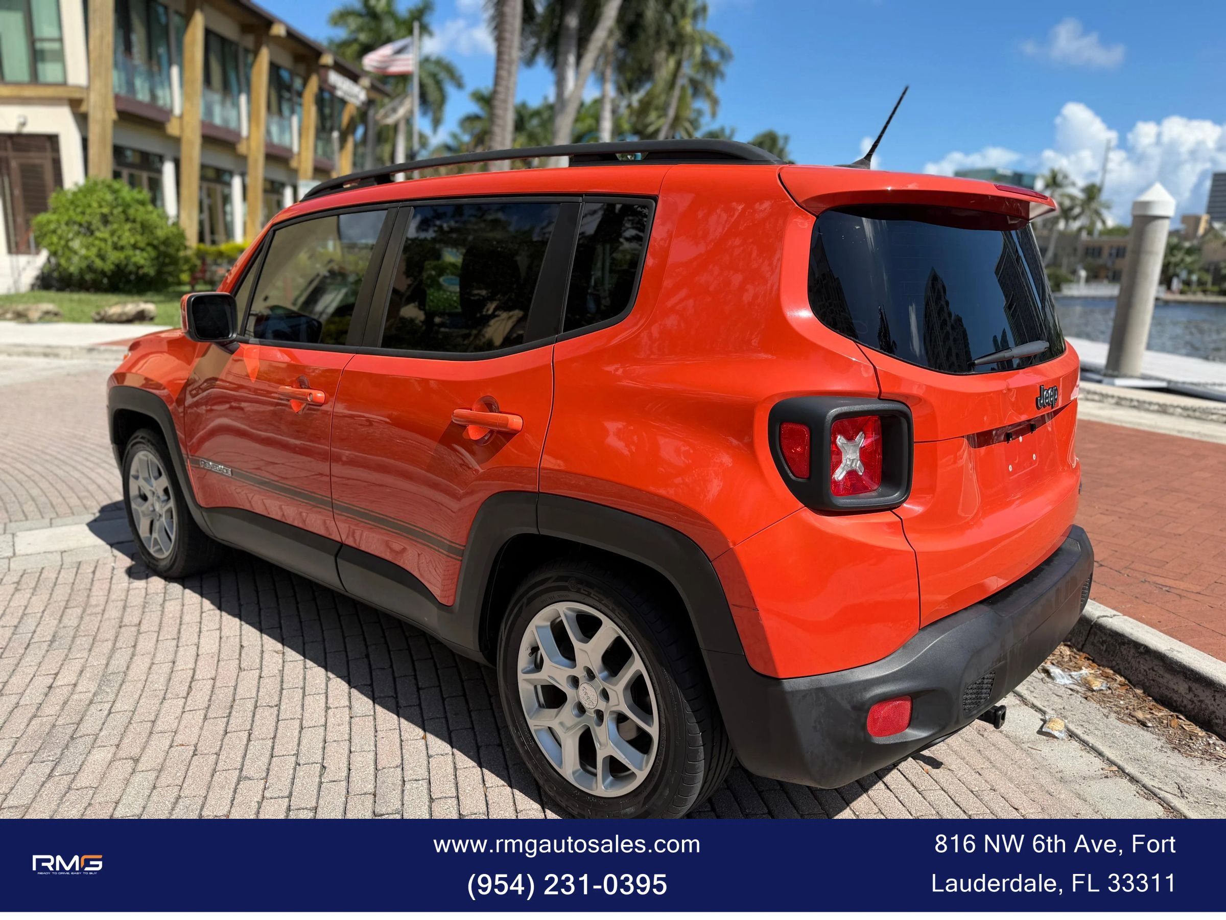 Used 2015 Jeep Renegade Latitude image 8