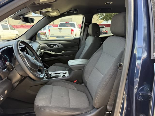 Used 2023 Chevrolet Traverse LT w/ Rear Camera Mirror Package AWD/4WD image 26