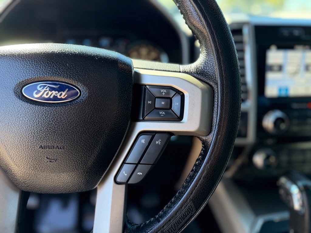 Used 2016 Ford F150 Lariat w/ Equipment Group 502A Luxury AWD/4WD image 27