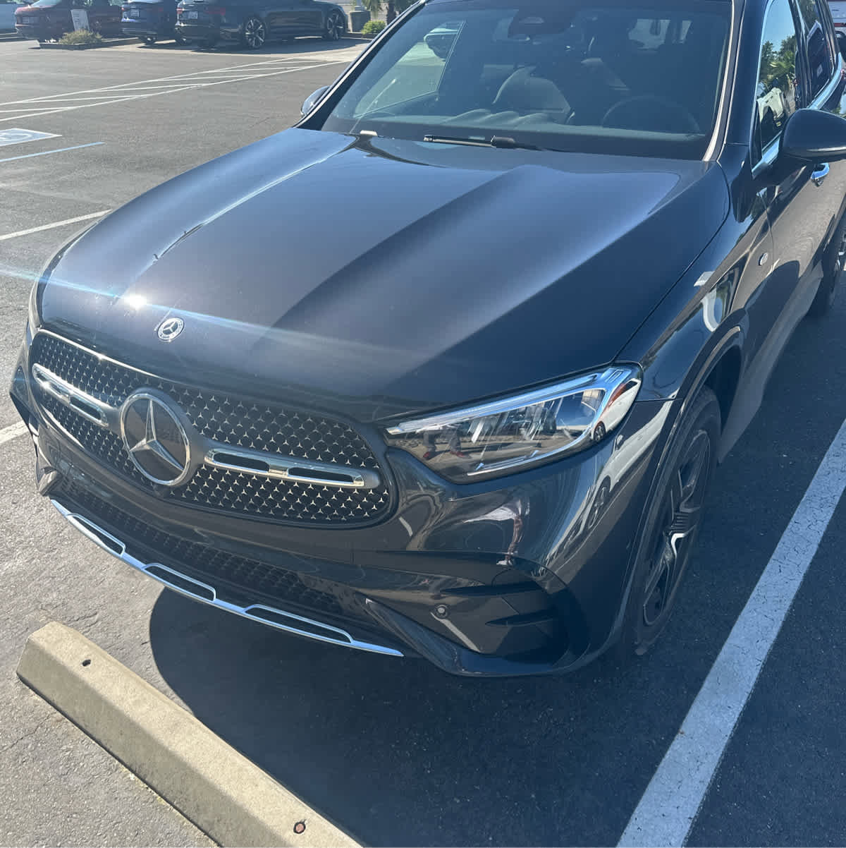 Used 2025 Mercedes-Benz GLC 350e 4MATIC image 2