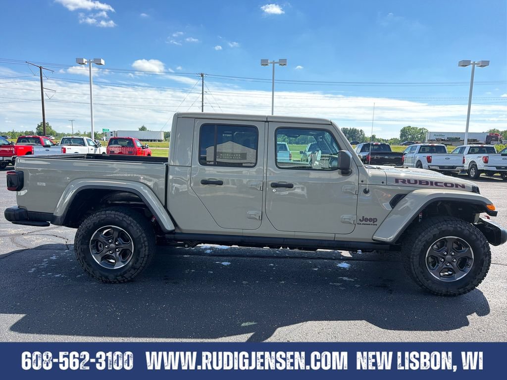 Used 2022 Jeep Gladiator Rubicon w/ LED Lighting Group AWD/4WD image 6