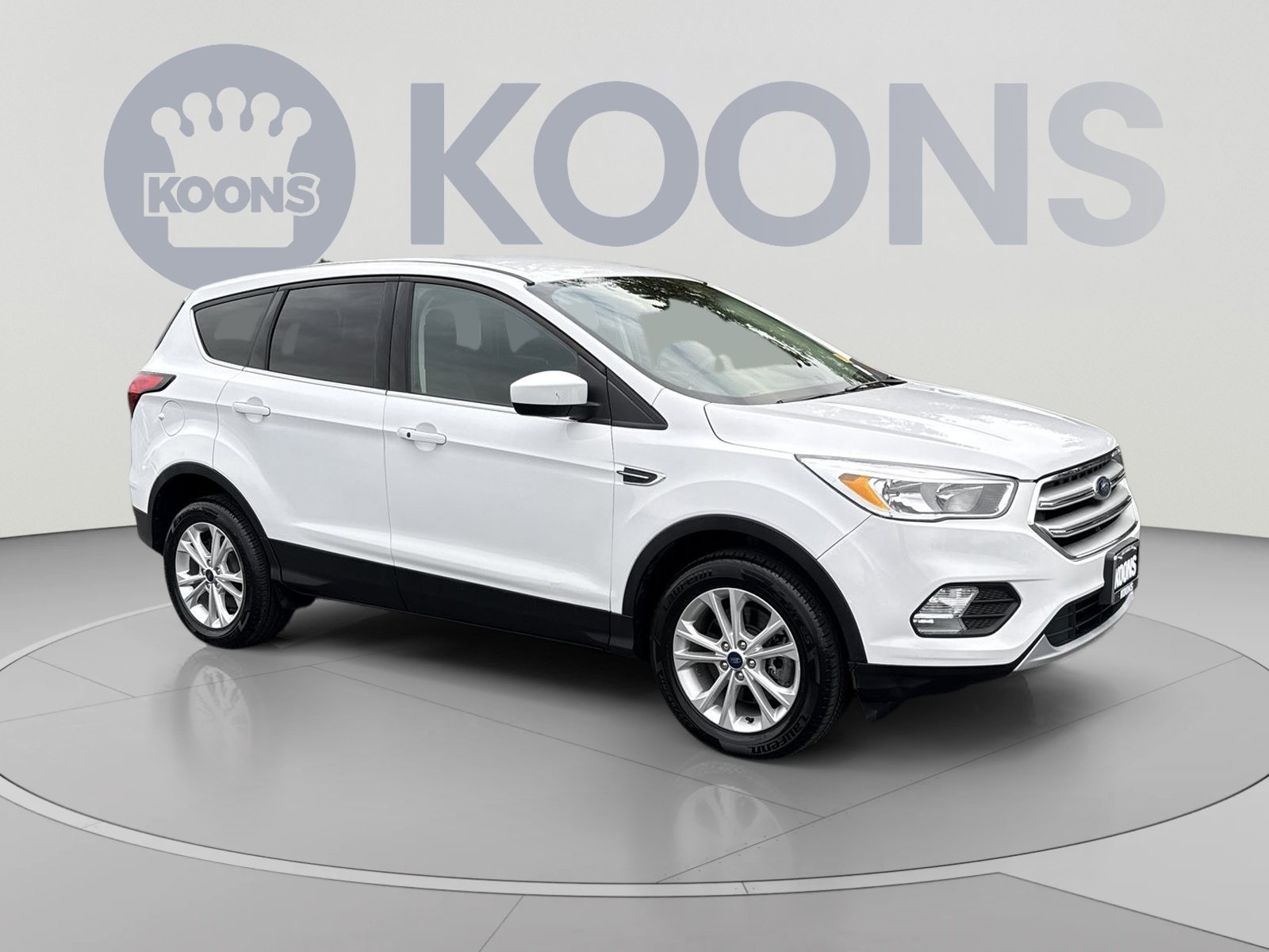 Used 2019 Ford Escape SE AWD/4WD image 2