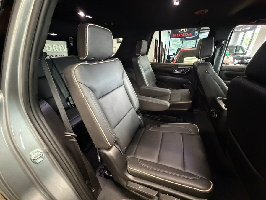 Used 2024 Chevrolet Tahoe Premier AWD/4WD image 56