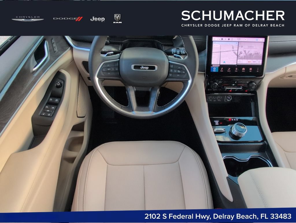 New 2025 Jeep Grand Cherokee Limited AWD/4WD image 8