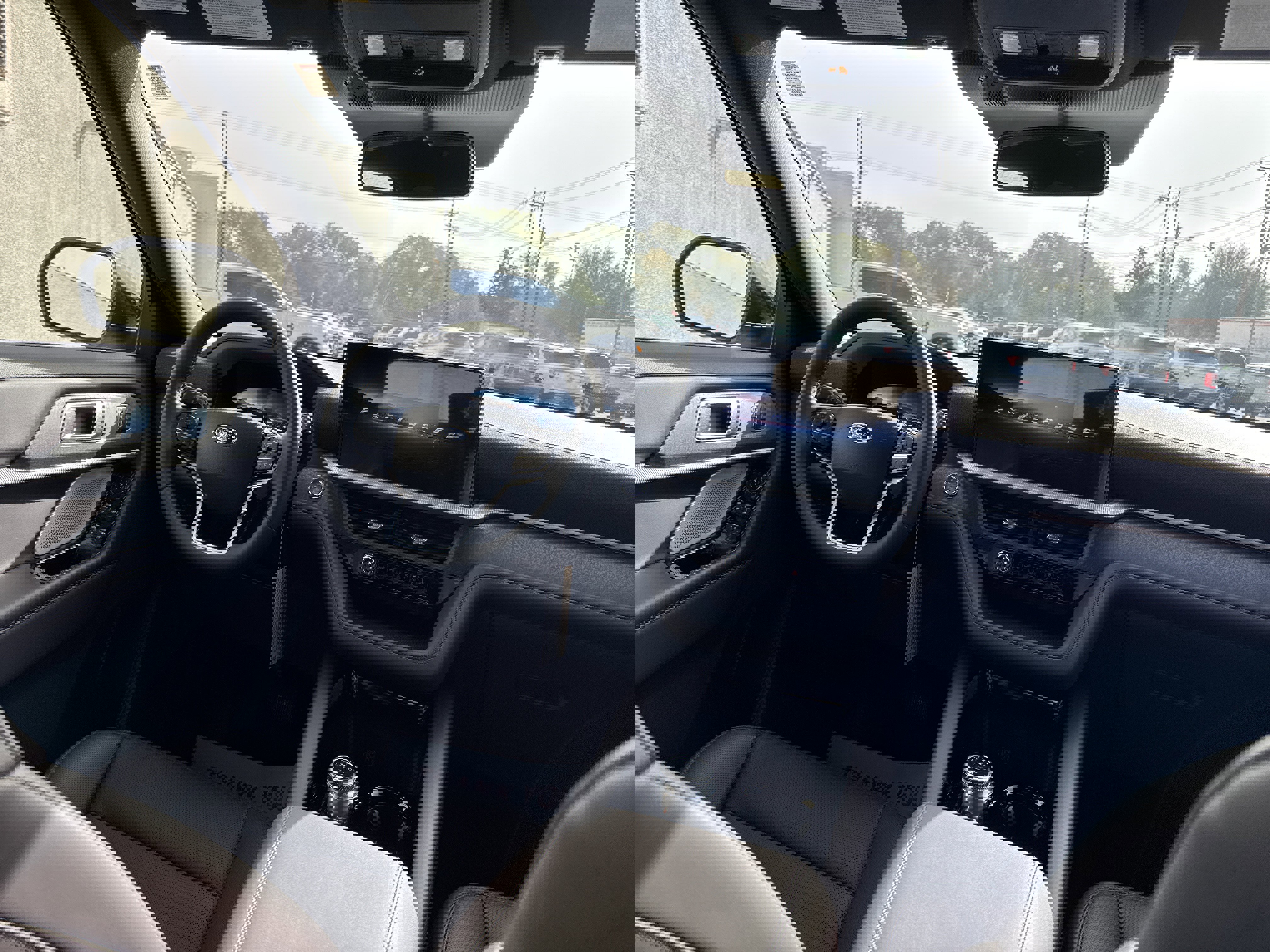 New 2026 Ford Explorer Platinum image 14