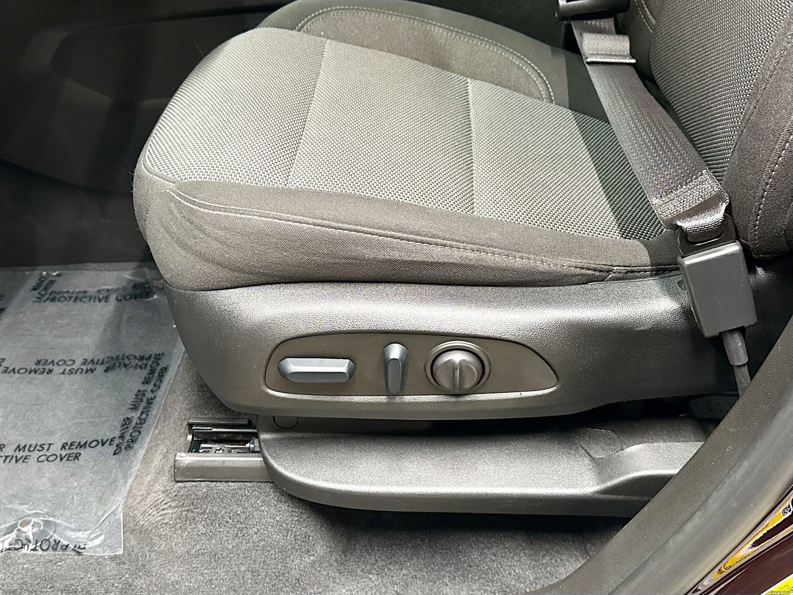 Used 2023 Chevrolet Traverse LT w/ LPO, Floor Liner Package image 22