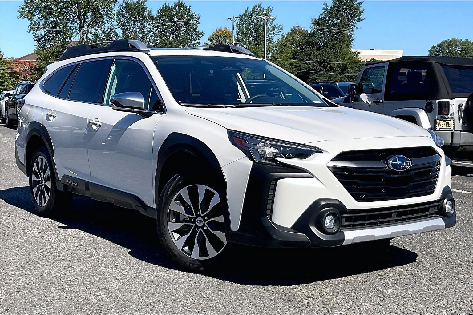 Certified 2025 Subaru Outback Touring AWD/4WD image 2