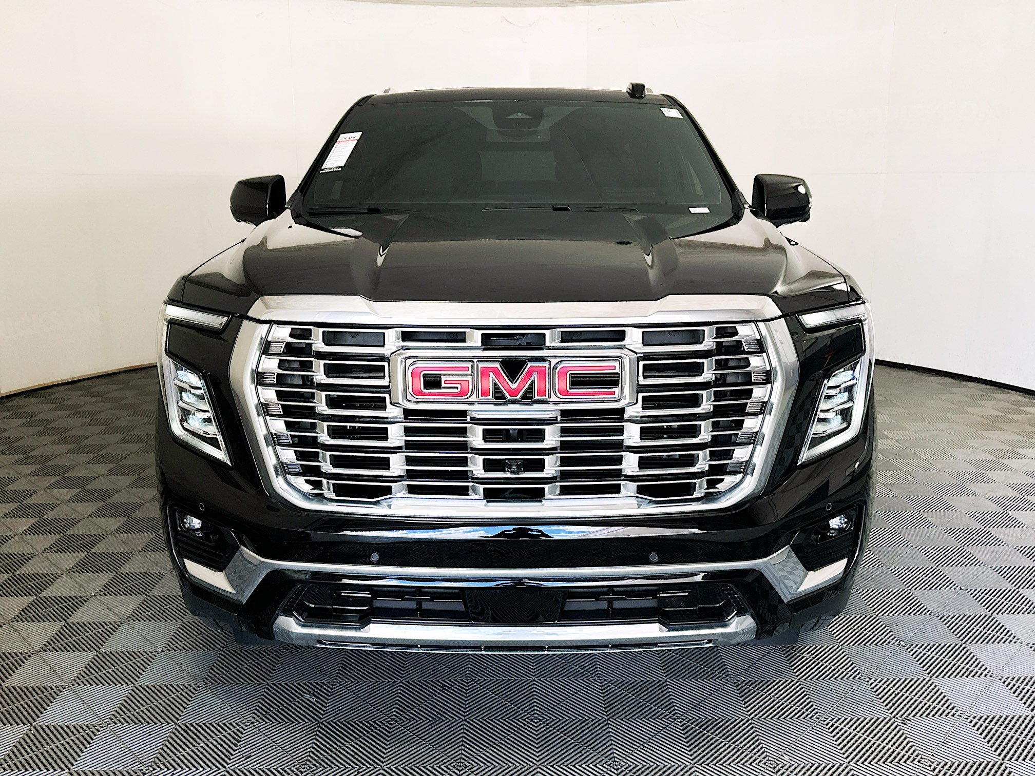 Used 2026 GMC Yukon Denali w/ Sun & Power Step Package AWD/4WD image 8