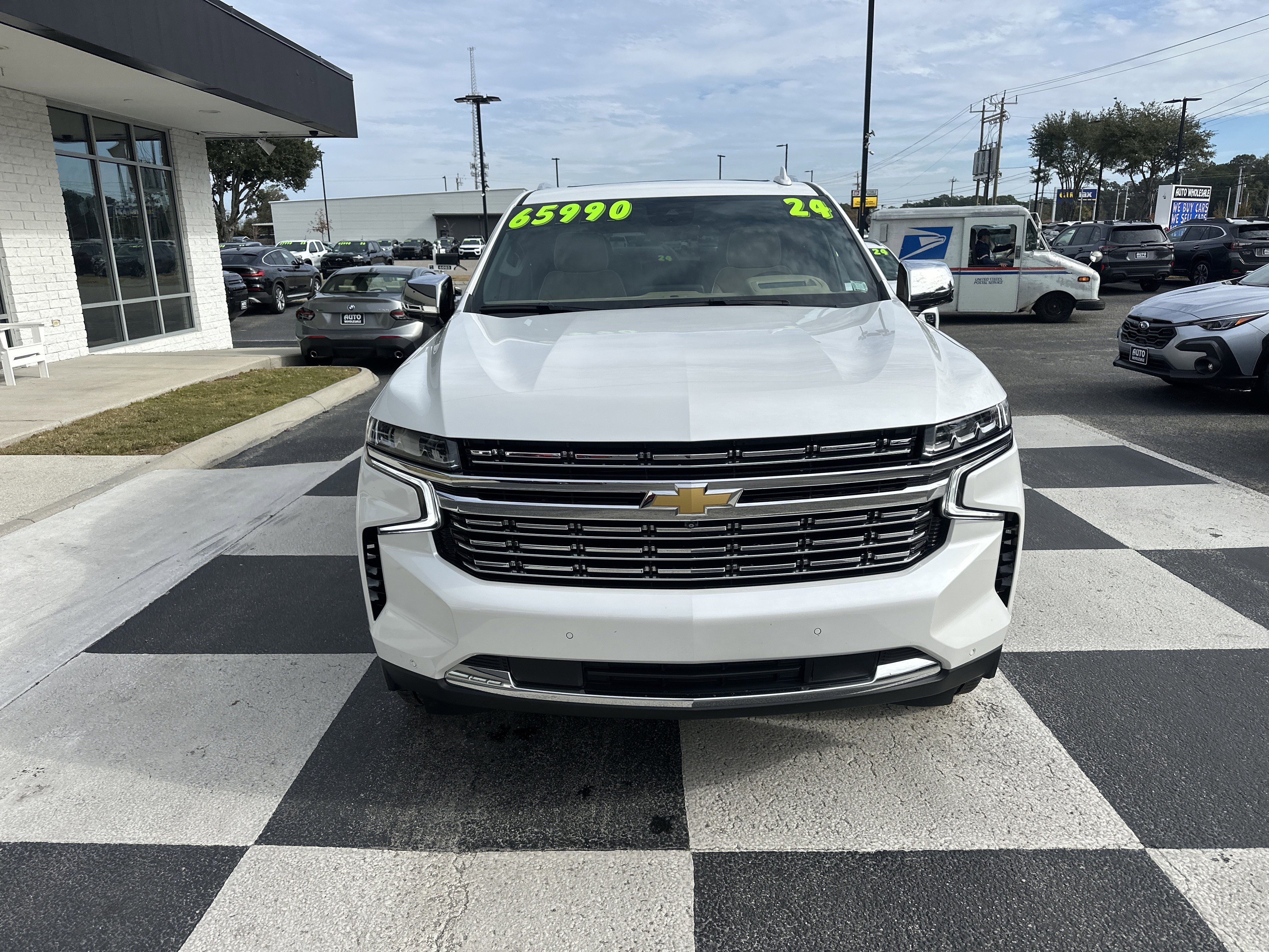 Used 2024 Chevrolet Tahoe Premier image 2