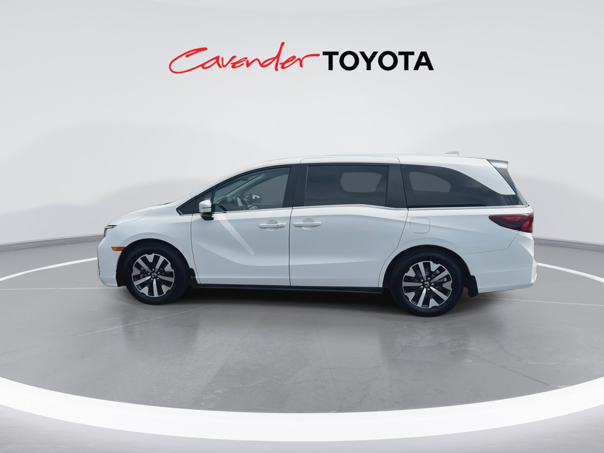 Used 2026 Honda Odyssey EX-L image 5