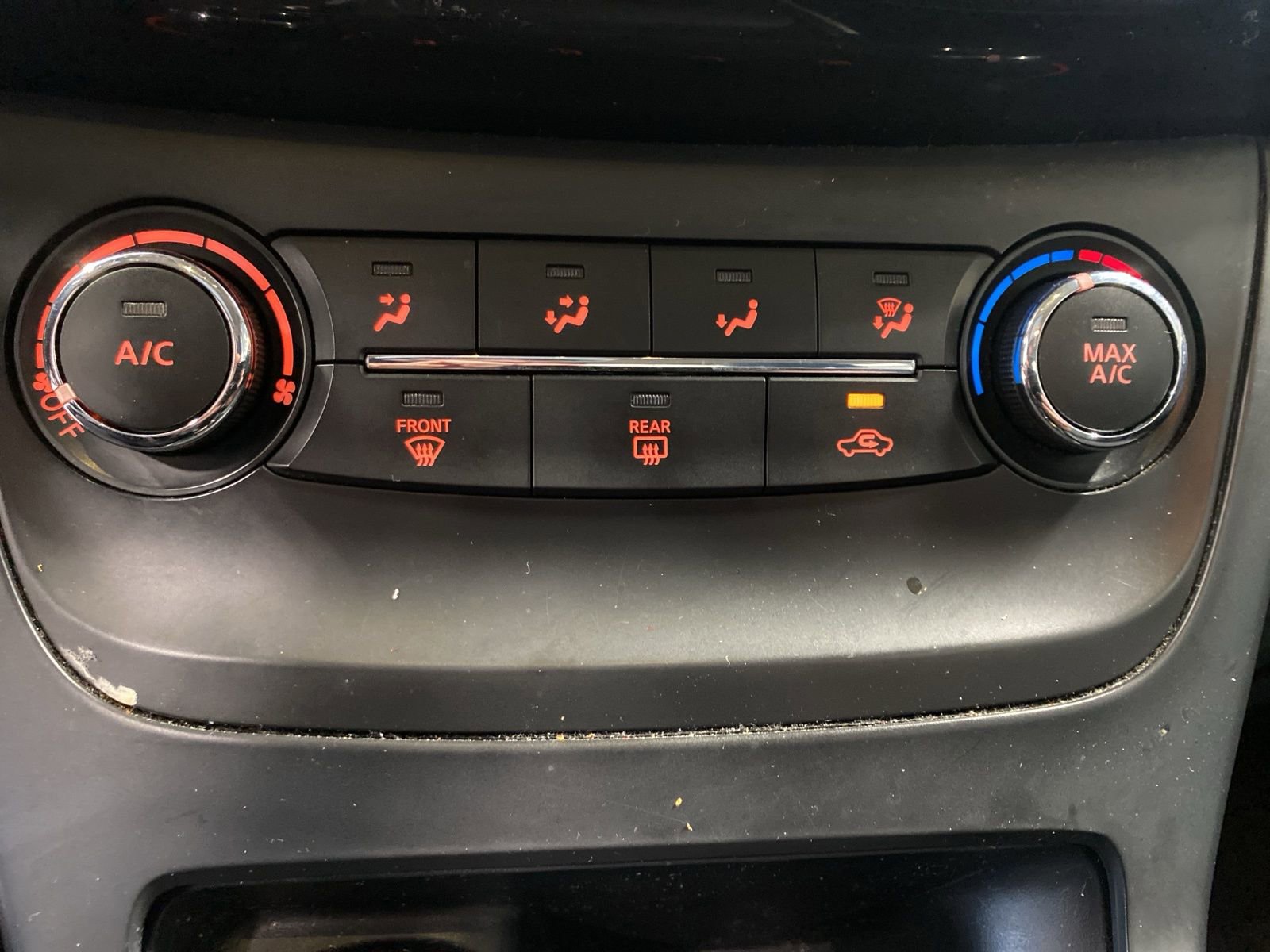 Used 2017 Nissan Sentra SV w/ Style Package image 12