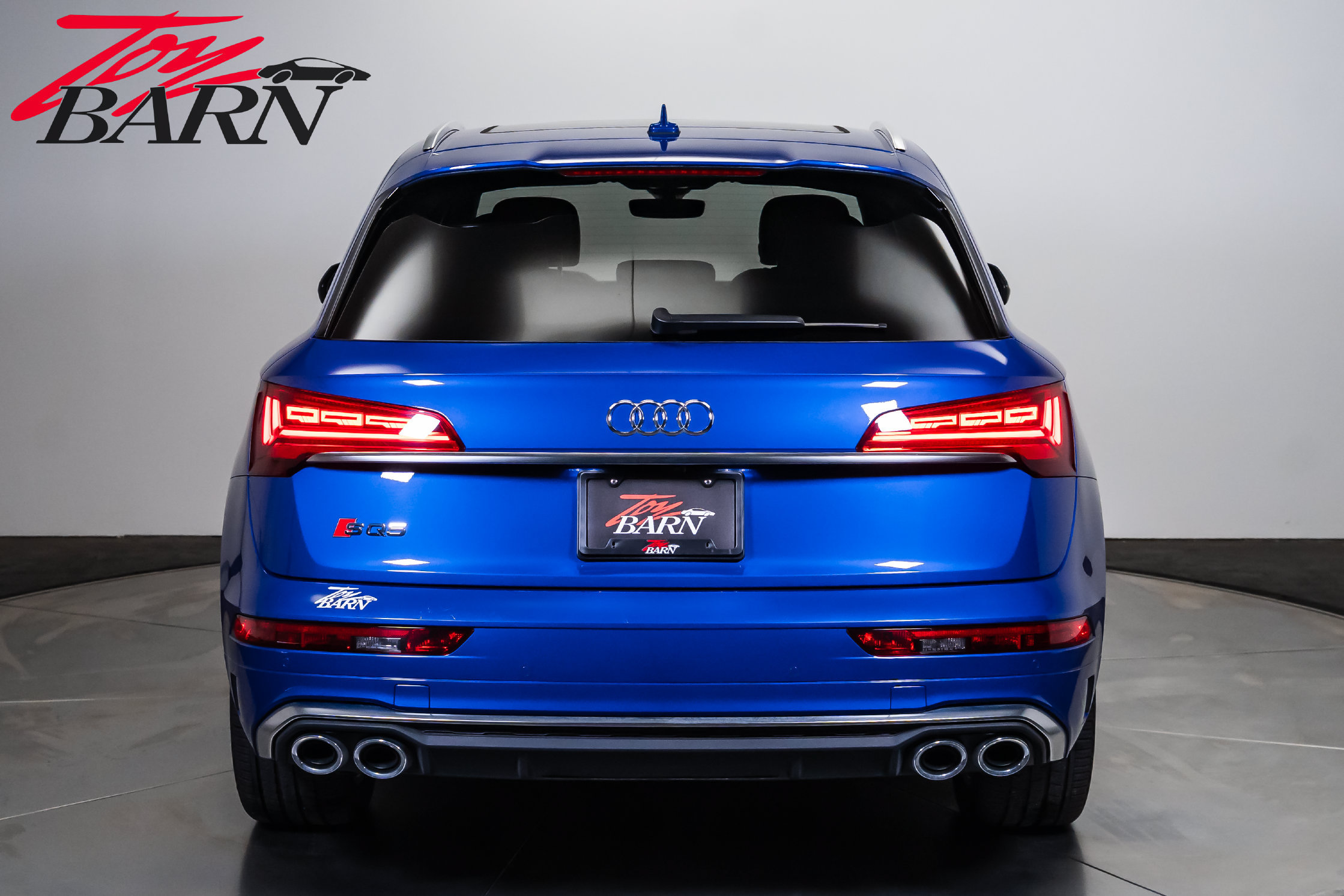 Used 2024 Audi SQ5 Prestige AWD/4WD image 4