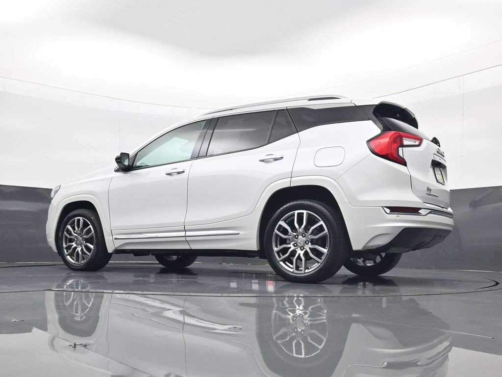 Used 2023 GMC Terrain Denali AWD/4WD image 28