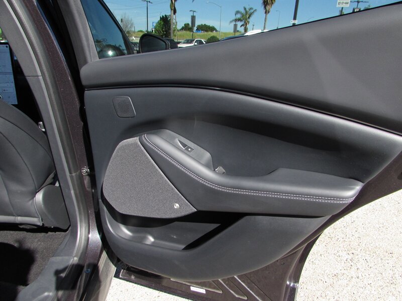 Used 2022 Ford Mustang Mach-E Premium RWD image 27
