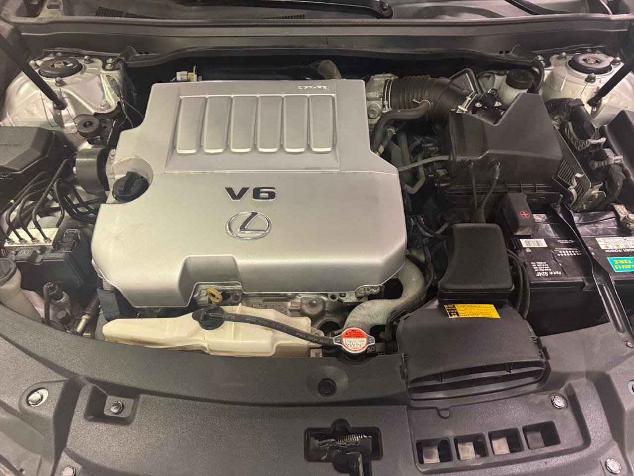 Used 2016 Lexus ES 350 w/ Premium Package w/Wood Trim FWD image 38