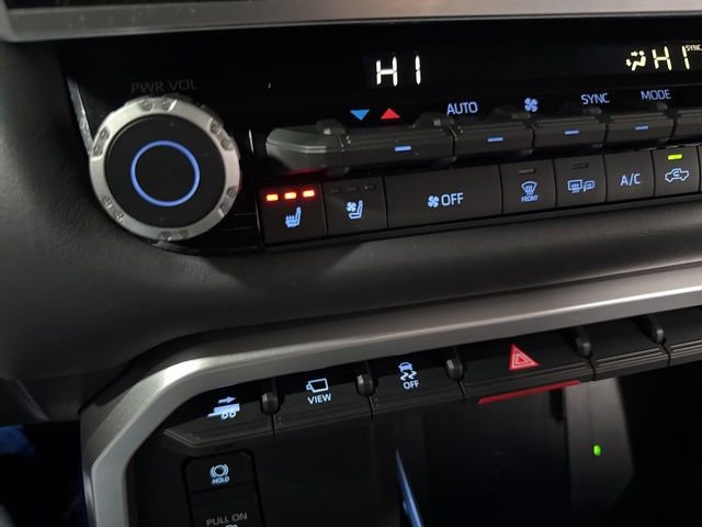 Used 2024 Toyota Tundra Platinum image 6