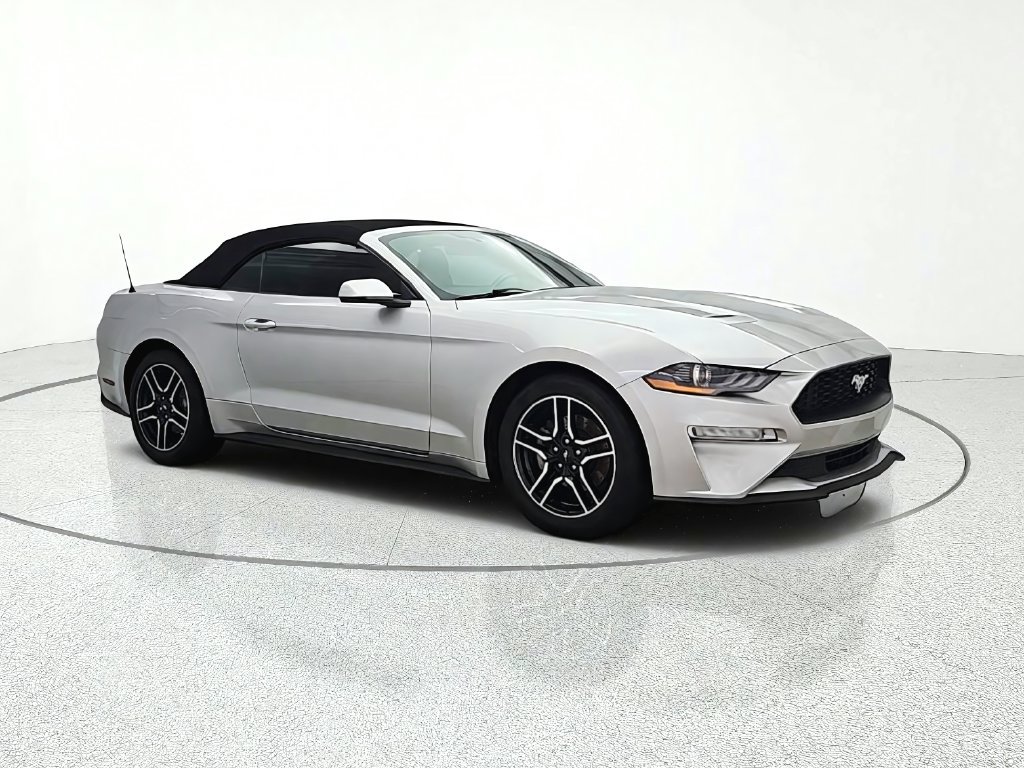 Used 2018 Ford Mustang Premium RWD image 8