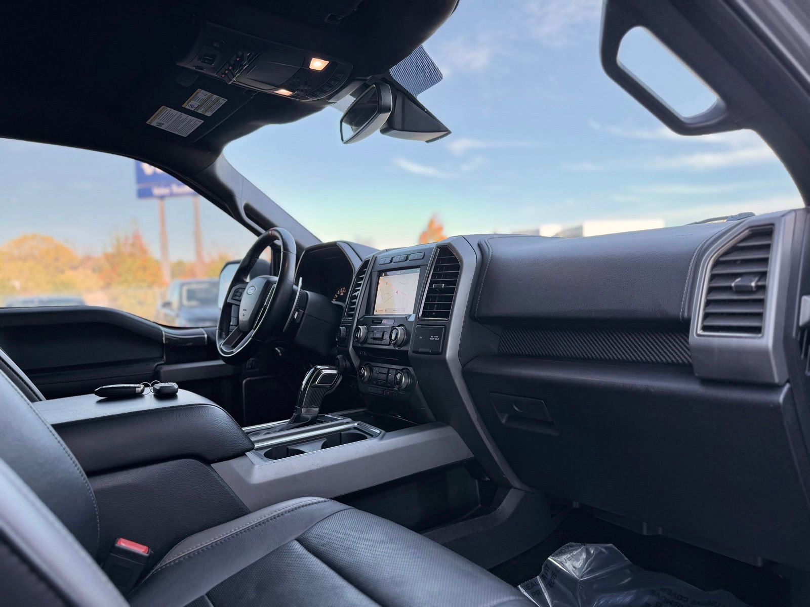 Used 2018 Ford F150 Raptor w/ Equipment Group 802A Luxury image 26