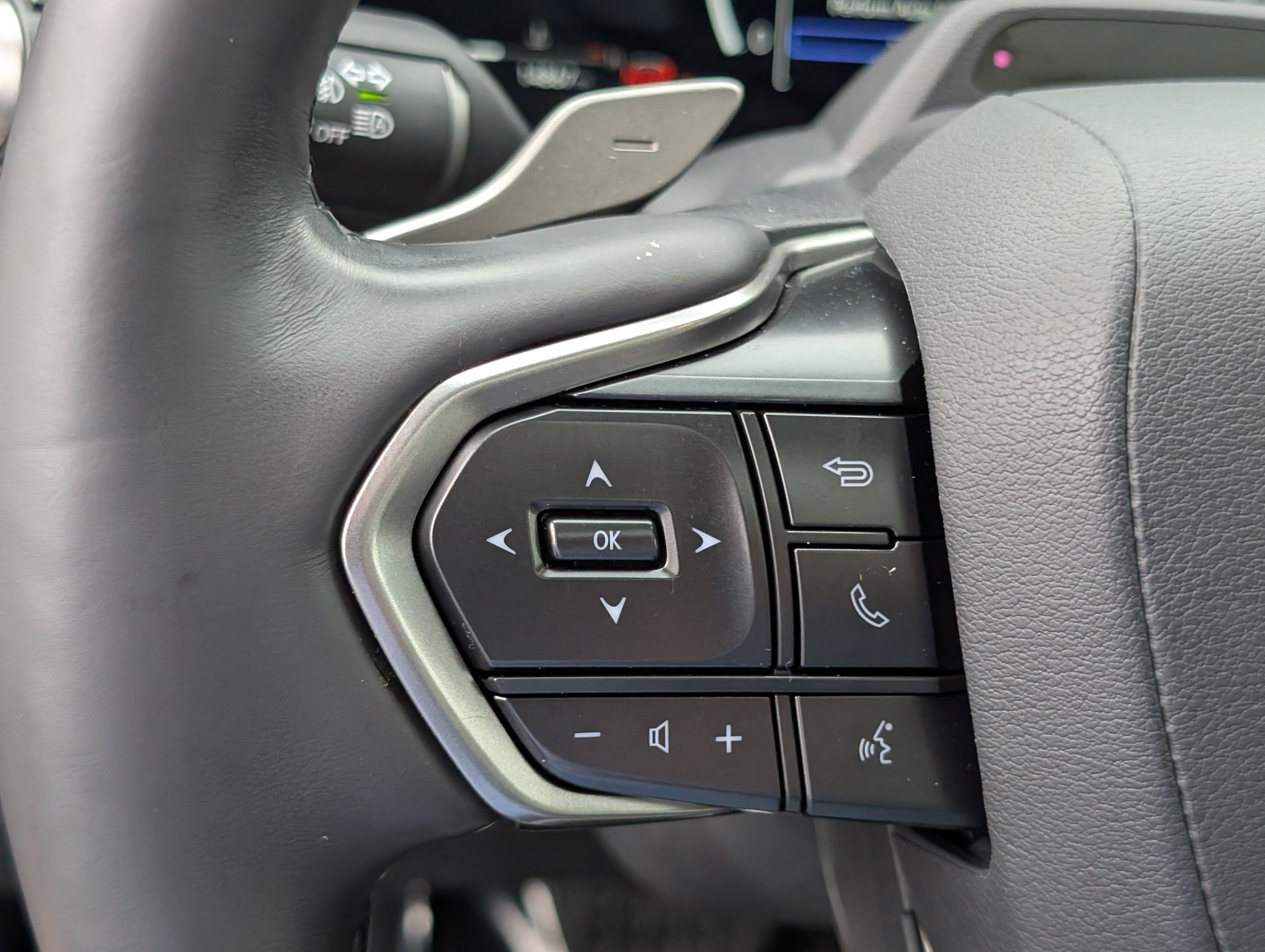 Used 2025 Lexus TX 350 FWD w/ Technology Package image 25