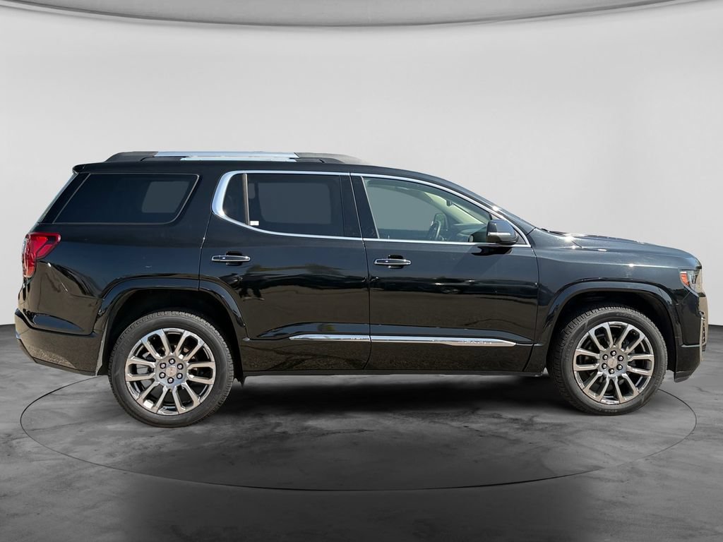 Used 2023 GMC Acadia Denali w/ Denali Technology Package AWD/4WD image 11