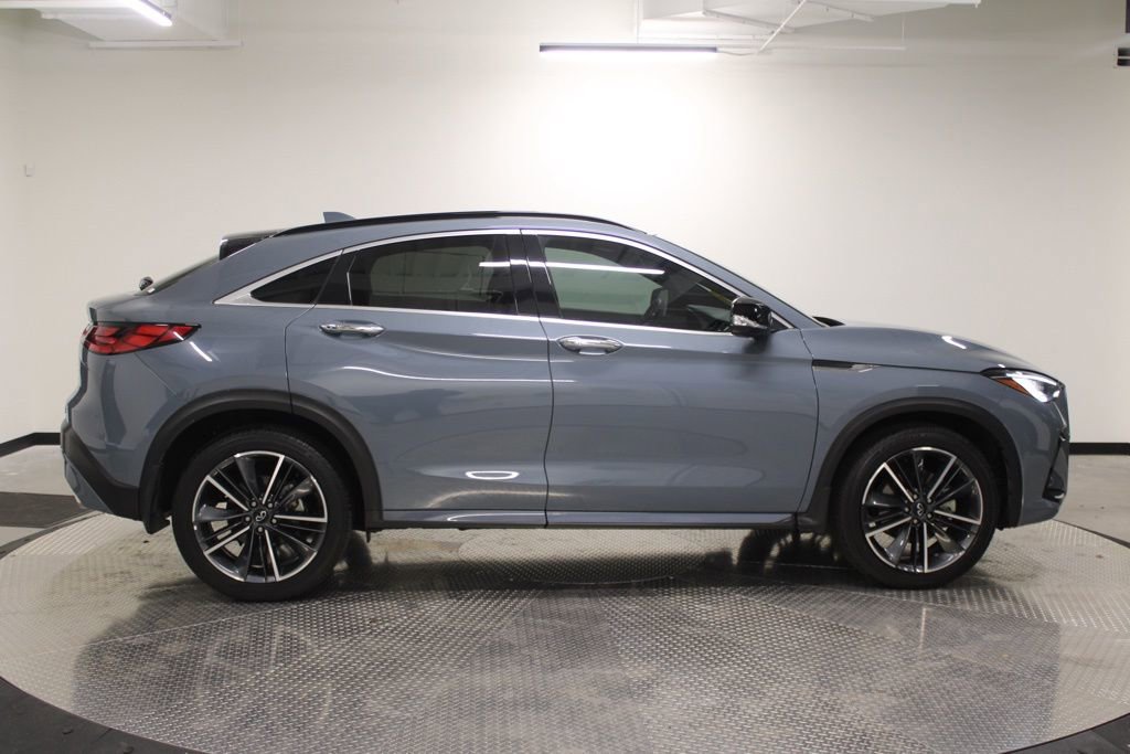 Certified 2025 INFINITI QX55 Luxe w/ Cargo Package image 11