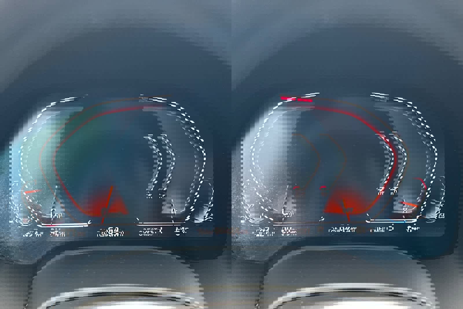 Used 2025 BMW 840i xDrive w/ M Sport Professional Package image 28