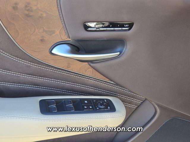 Used 2018 Lexus LS 500 AWD image 20
