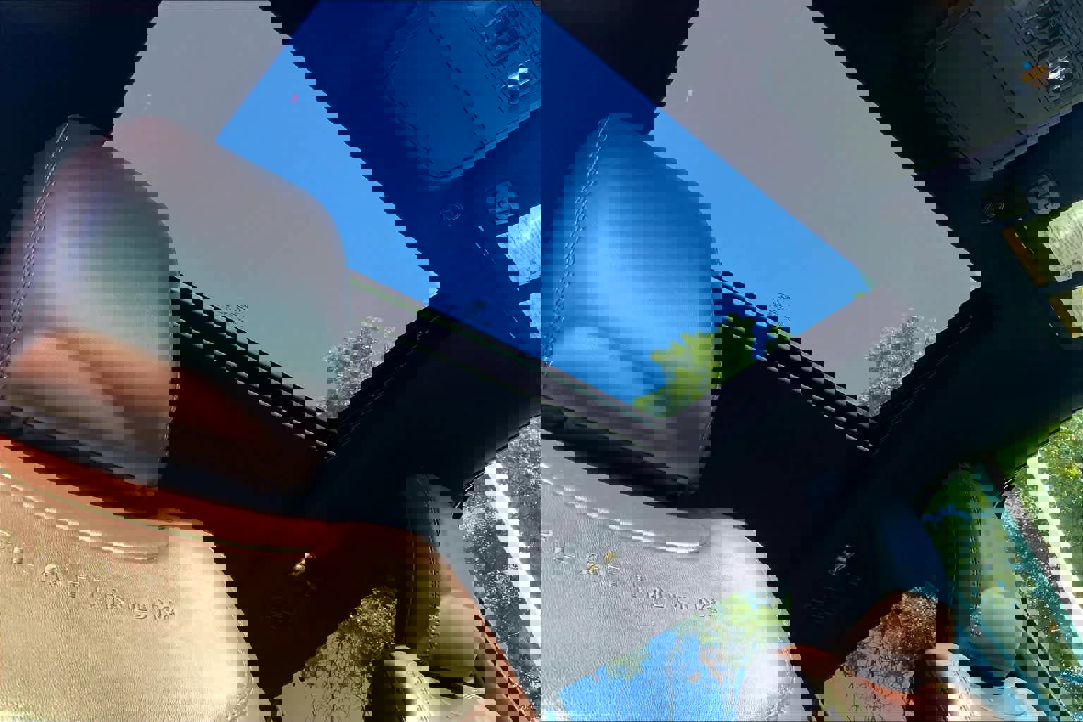 Used 2020 Ford Explorer Platinum w/ Premium Technology Package image 11